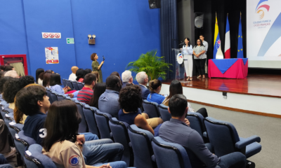 Entrega certificados DELF 2024