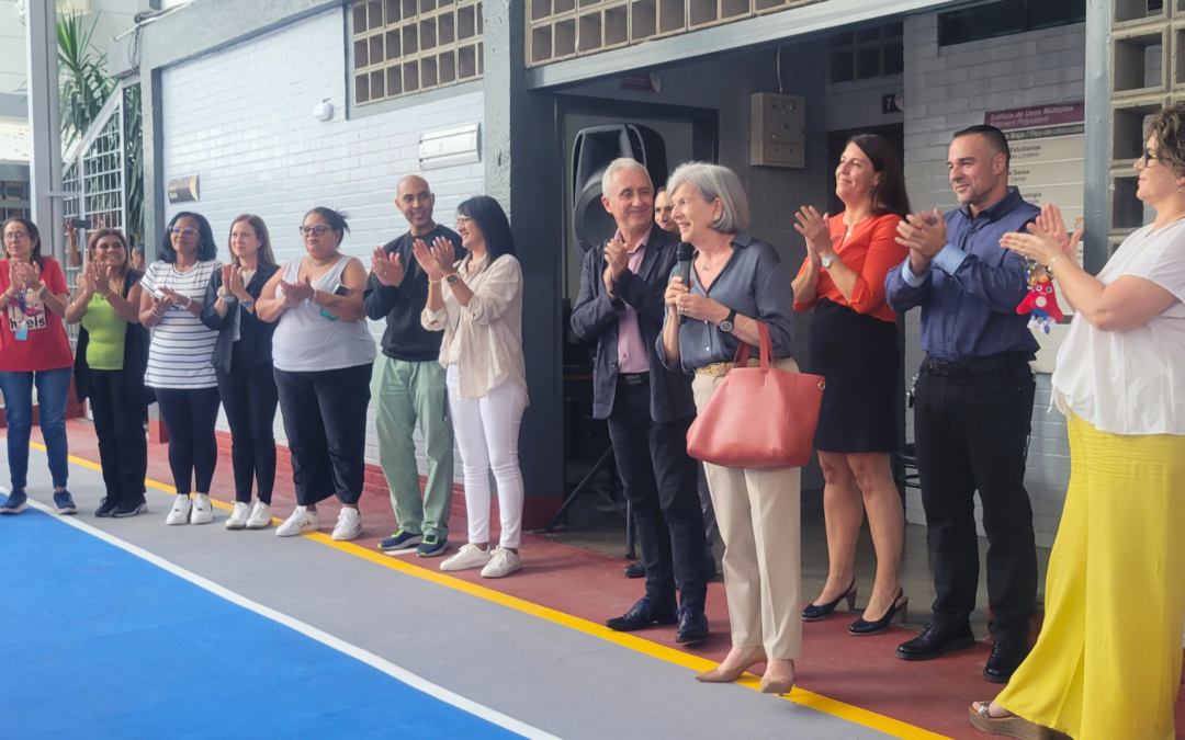 Inauguración cancha de usos múltiples